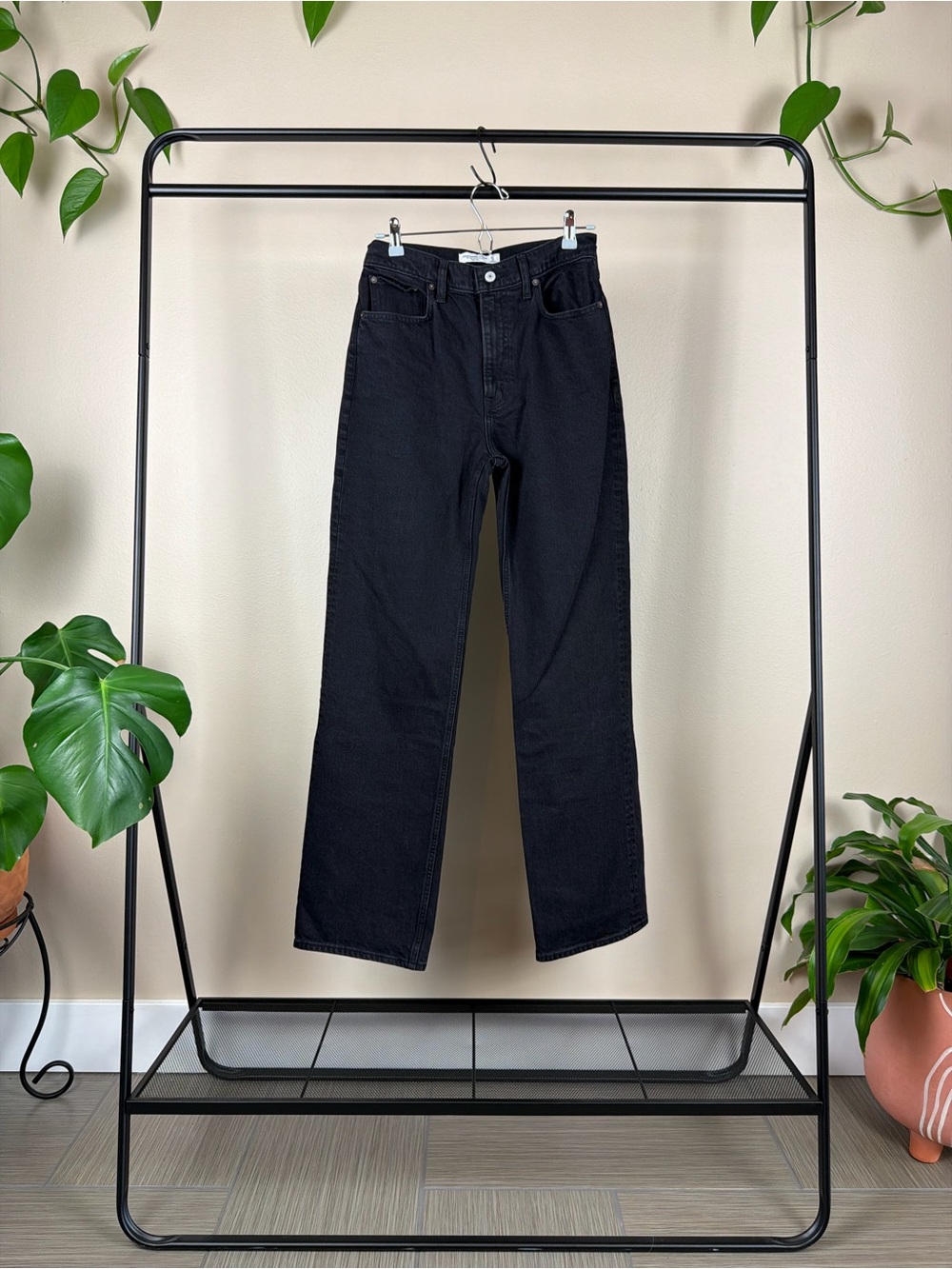 Abercrombie & Fitch Black High-Rise Relaxed Jeans